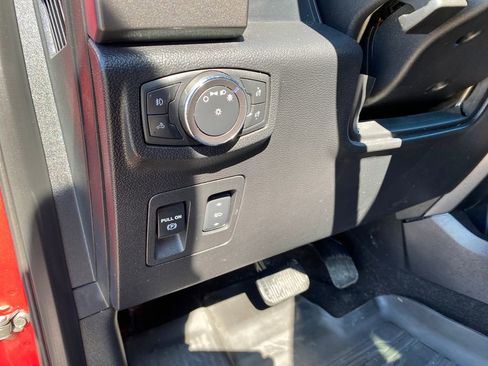 Used 2018 Ford F150 XLT w/ Equipment Group 302A Luxury image 34