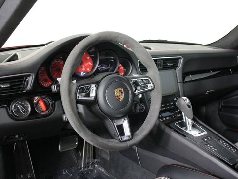 Certified 2019 Porsche 911 Carrera T RWD image 4