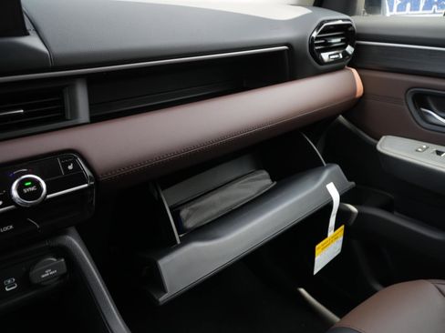 New 2026 Honda Pilot image 30
