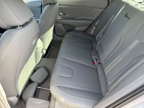 New 2026 Hyundai Elantra SEL Sport Premium image 17