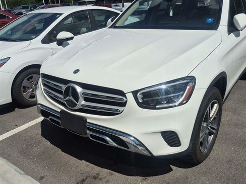 Used 2020 Mercedes-Benz GLC 300 4MATIC image 2