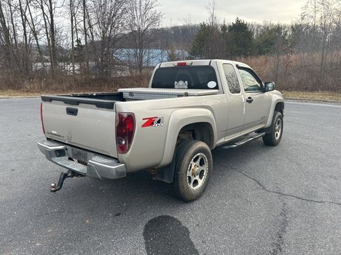 Used 2005 Chevrolet Colorado LS w/ Safe And Sound Package image 2