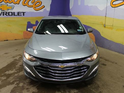 Used 2024 Chevrolet Malibu LT FWD image 3