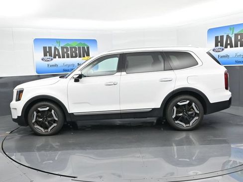 Used 2023 Kia Telluride S w/ S Sunroof Package AWD/4WD image 2