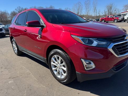 Used 2018 Chevrolet Equinox LT image 12