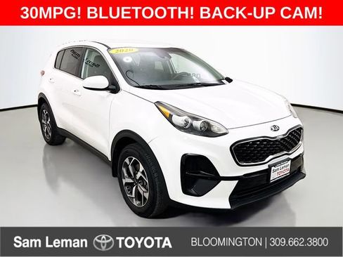 Used 2020 Kia Sportage LX image 1