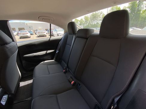 Used 2024 Toyota Corolla LE FWD image 25