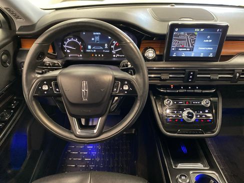 Used 2020 Lincoln Corsair Reserve w/ Equipment Group 201A image 12