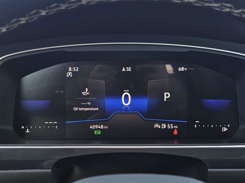 Used 2024 Volkswagen Tiguan SE image 15