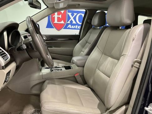 Used 2012 Jeep Grand Cherokee Laredo AWD/4WD image 21