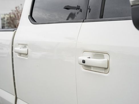 Used 2020 Ford F350 Lariat w/ Lariat Ultimate Package image 15