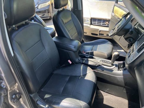 Used 2005 Ford Escape Limited AWD/4WD image 29