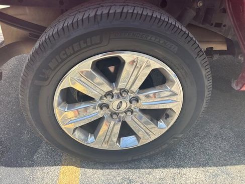 Used 2018 Ford F150 Lariat AWD/4WD image 11
