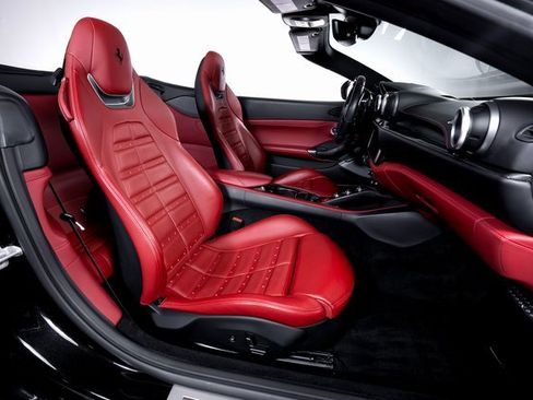 Certified 2020 Ferrari Portofino image 55