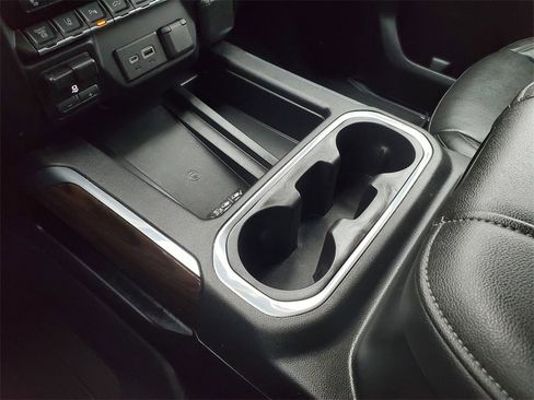 Used 2020 GMC Sierra 2500 SLT w/ SLT Premium Plus Package image 29