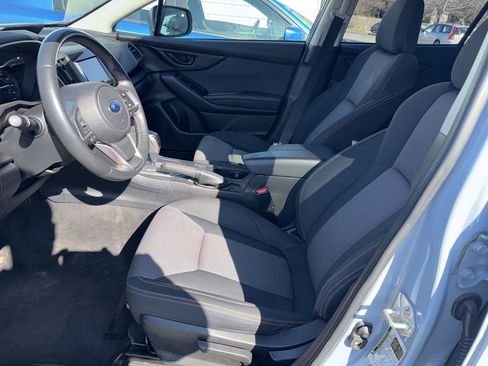 Used 2021 Subaru Crosstrek 2.0i Premium image 2