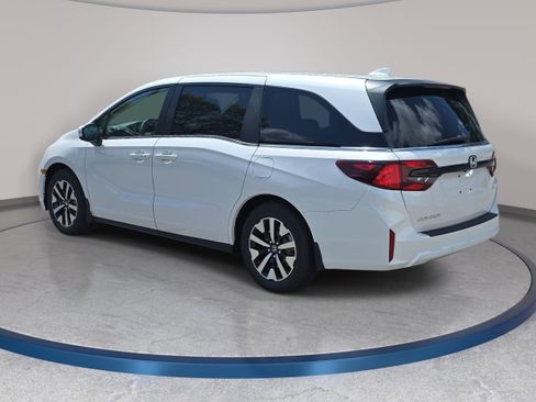 New 2026 Honda Odyssey EX-L image 7