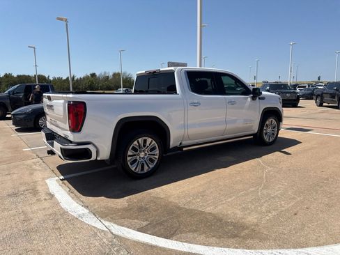 Used 2021 GMC Sierra 1500 Denali w/ Denali Ultimate Package AWD/4WD image 17