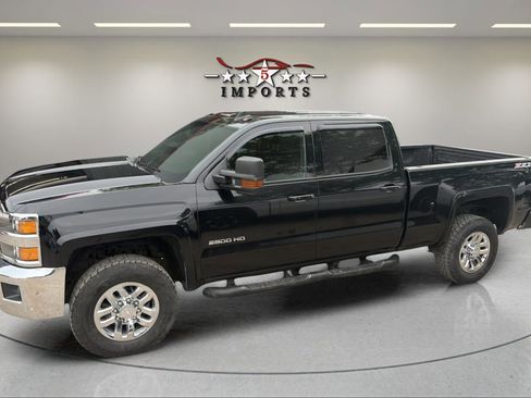 Used 2017 Chevrolet Silverado 2500 LT w/ All Star Edition AWD/4WD image 2