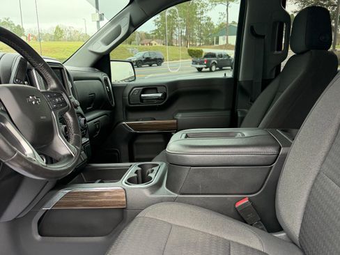 Used 2021 Chevrolet Silverado 1500 RST image 14