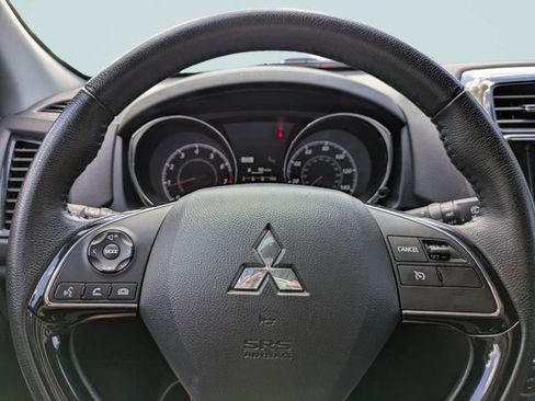 Used 2024 Mitsubishi Outlander Sport SE AWD/4WD image 28