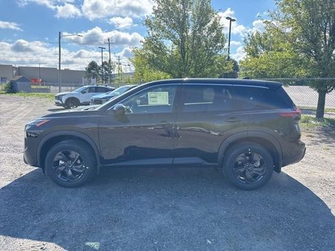 New 2026 Nissan Rogue SV w/ Cold Weather Package AWD/4WD image 9