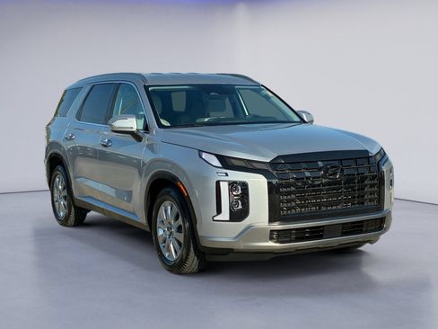 Used 2024 Hyundai Palisade SEL FWD image 5