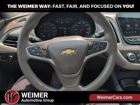 Used 2022 Chevrolet Malibu LS FWD image 17