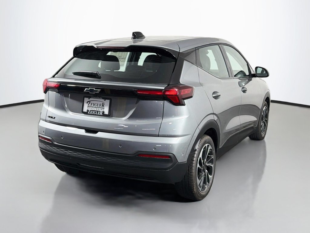 New 2027 Chevrolet Bolt LT w/ Super Cruise Package FWD image 7