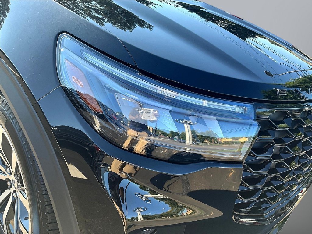 Used 2026 Ford Explorer ST-Line AWD/4WD image 34