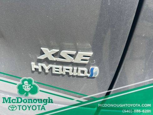 Used 2019 Toyota RAV4 XSE AWD/4WD image 27