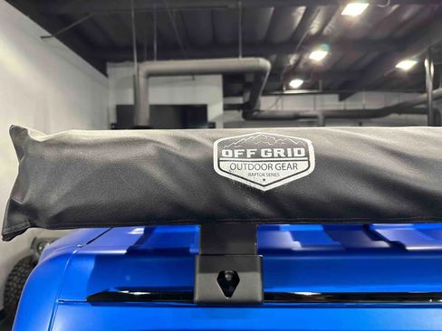 Used 2022 Jeep Wrangler Unlimited Rubicon w/ Xtreme Recon 35" Tire Package image 16