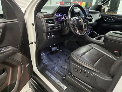 Used 2021 Chevrolet Tahoe High Country AWD/4WD image 17
