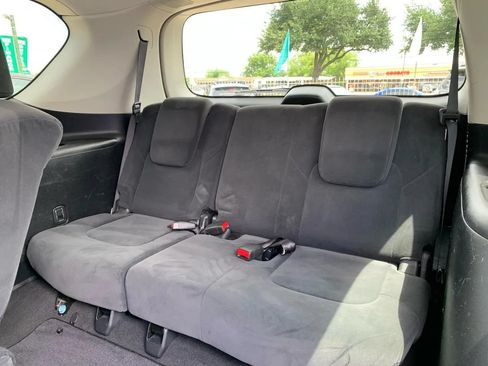Used 2017 Nissan Armada SV w/ Driver Package RWD image 11