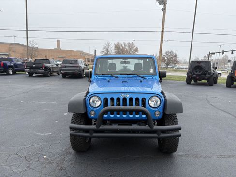 Used 2016 Jeep Wrangler Sport w/ Connectivity Group image 8