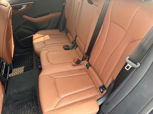 Used 2024 Audi Q8 Premium Plus AWD/4WD image 36