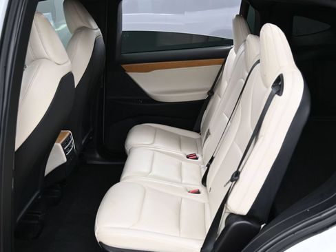 Used 2021 Tesla Model X Long Range AWD/4WD image 37