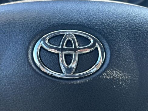 Certified 2021 Toyota Tacoma TRD Off-Road image 37