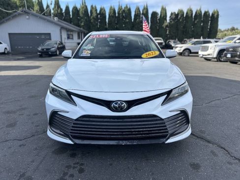 Used 2022 Toyota Camry LE FWD image 2