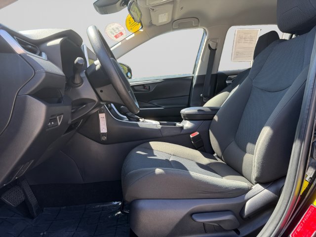 Certified 2025 Toyota RAV4 LE FWD image 10