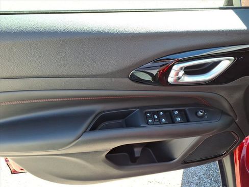 New 2026 Jeep Compass Trailhawk image 9