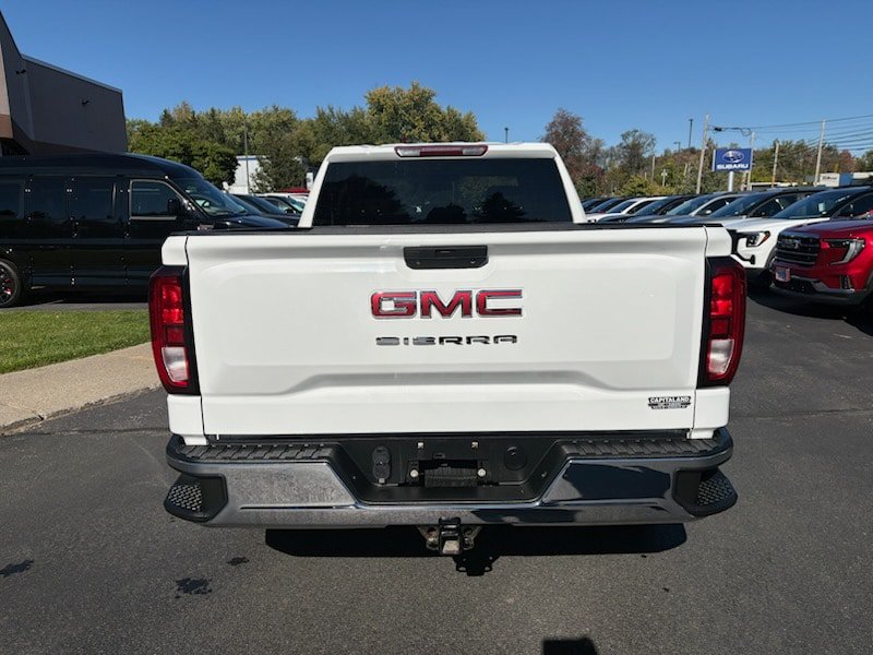 Used 2022 GMC Sierra 1500 Pro w/ Sierra Value Package AWD/4WD image 4