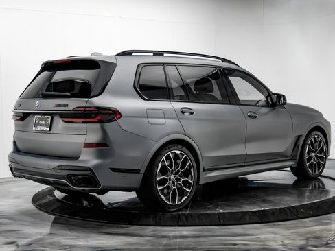 Used 2023 BMW X7 M60i w/ Executive Package image 13
