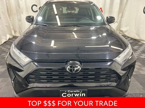 Used 2025 Toyota RAV4 XLE image 2