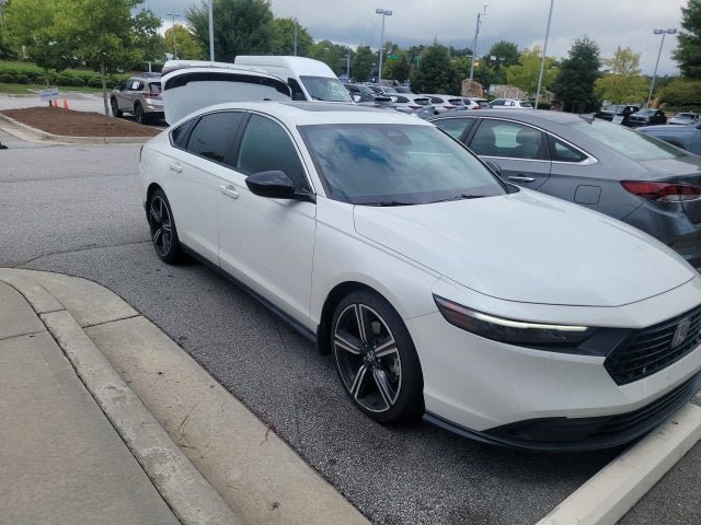 Used 2024 Honda Accord Sport image 12