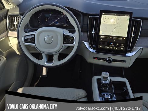 Used 2026 Volvo XC90 B6 Ultra w/ Protection Package Premier AWD/4WD image 27