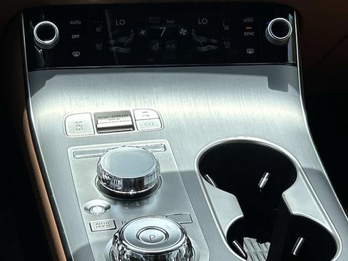 New 2026 Genesis GV70 2.5T Advanced AWD/4WD image 28