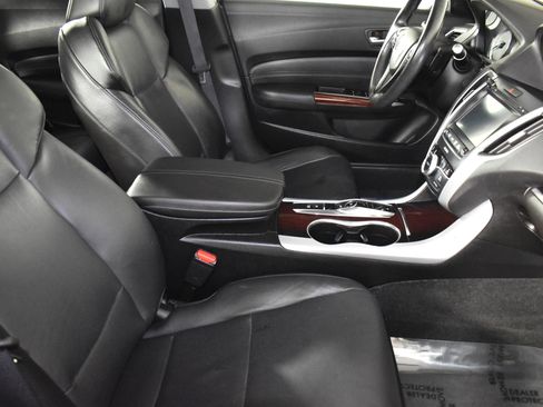 Used 2017 Acura TLX V6 w/ Technology Package image 45