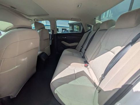 Used 2023 Honda Accord EX image 10