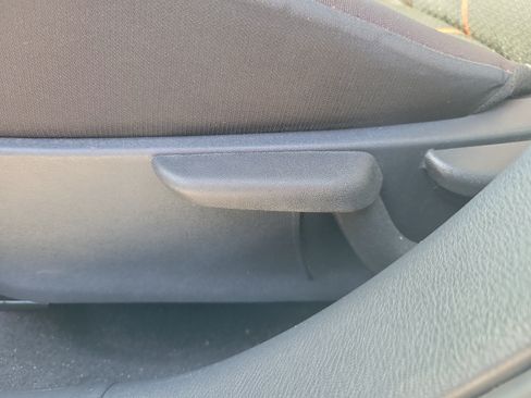Used 2022 Nissan Versa SR w/ Trunk Package FWD image 14